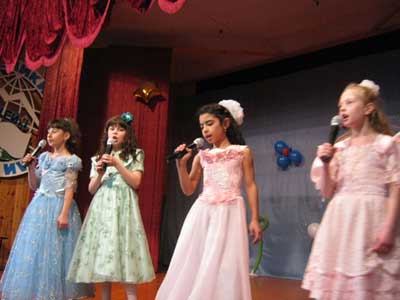 Лицей 1: концерт, посвящённый 8 марта.