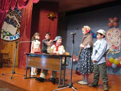 Лицей 1: концерт, посвящённый 8 марта.