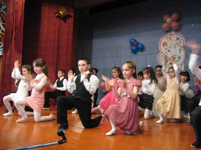 Лицей 1: концерт, посвящённый 8 марта.