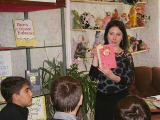 Поэтические чтения к юбилею поэта  Танзили Мустафаевны Зумакуловой