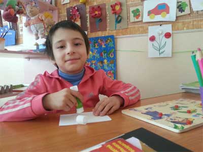 Саният  Кумукова,  воспитанница Ресурсного центра «Особый ребёнок» ФИП МОУ «Лицей №1» 
г. п. Тырныауз