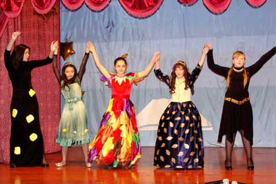 Лицей 1: праздник «Прощание с осенью»