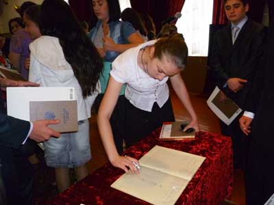 Лицей 1: Вручение аттестатов