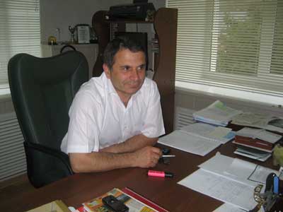 Лихов Мухамед Абубакирович, директор МОУ «Лицей №1» г. Тырныауза КБР .