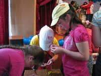  Бусы из скрепок